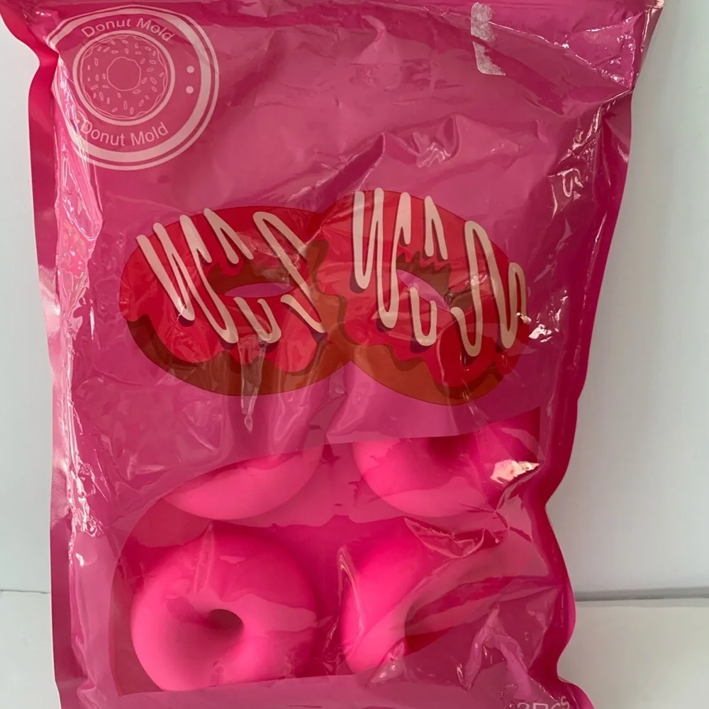 Loves USA silicone donut molds for baking two trays of six molds NEW